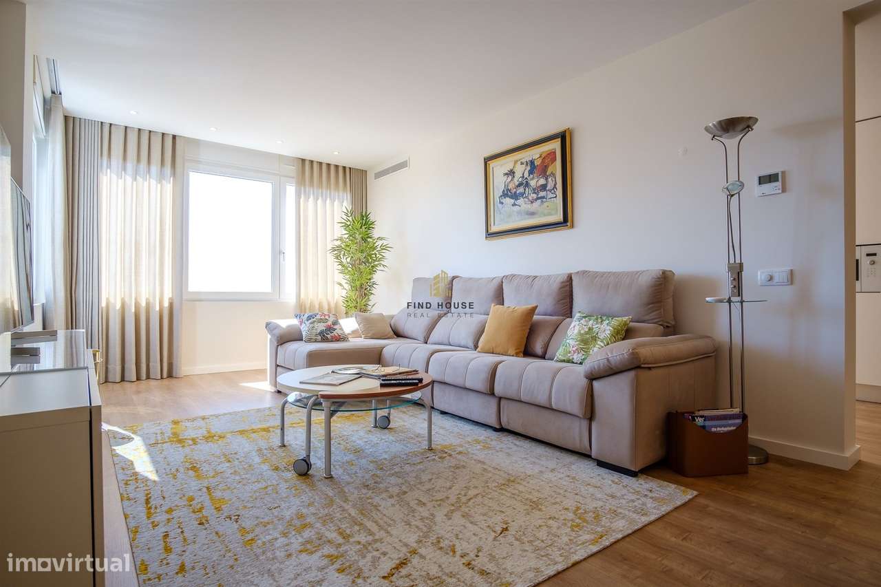T2 com vista mar, garagem e arrecadação em Condomínio com piscina e ja-11