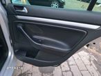 Volkswagen Golf 1.6 TDI DPF Highline - 19