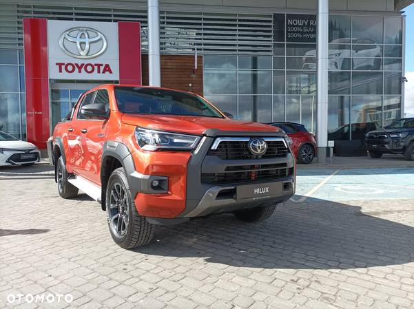 Toyota Hilux 2.8 D-4D Double Cab Invincible 4x4 - 2