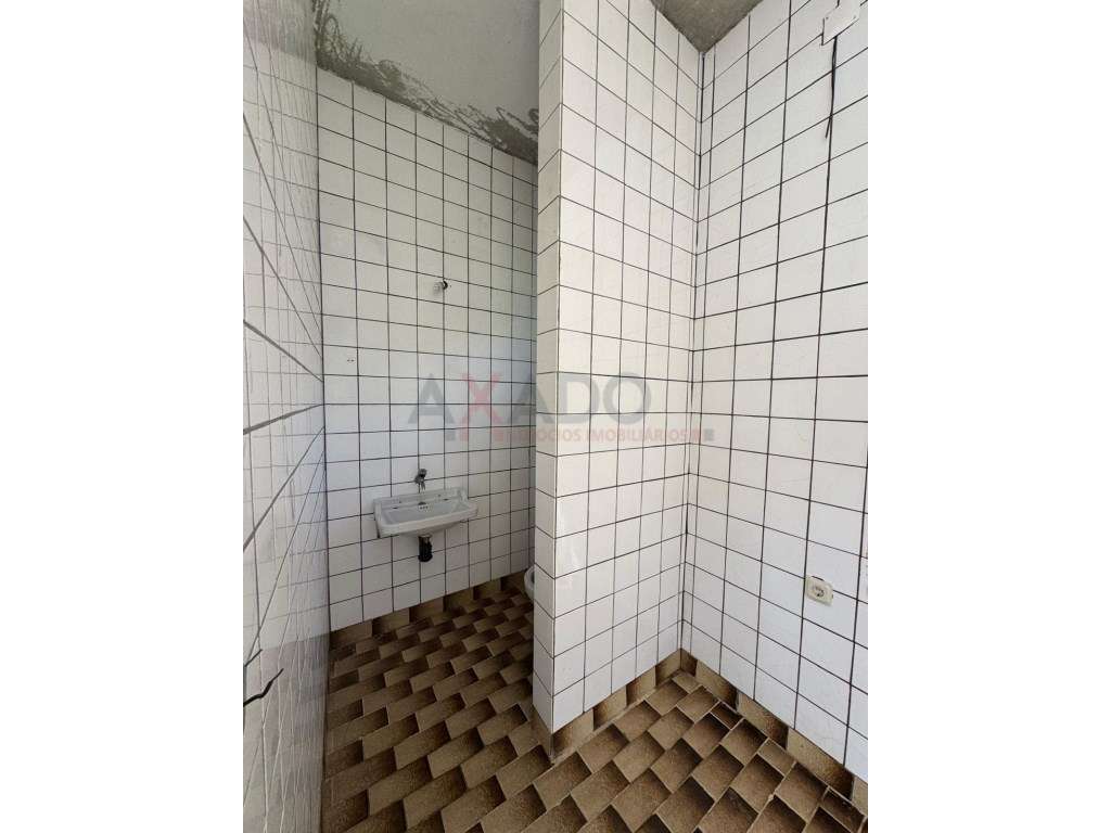 Moradia com Negócio Incluído na Serra da Estrela - Oportunidade Úni...-27