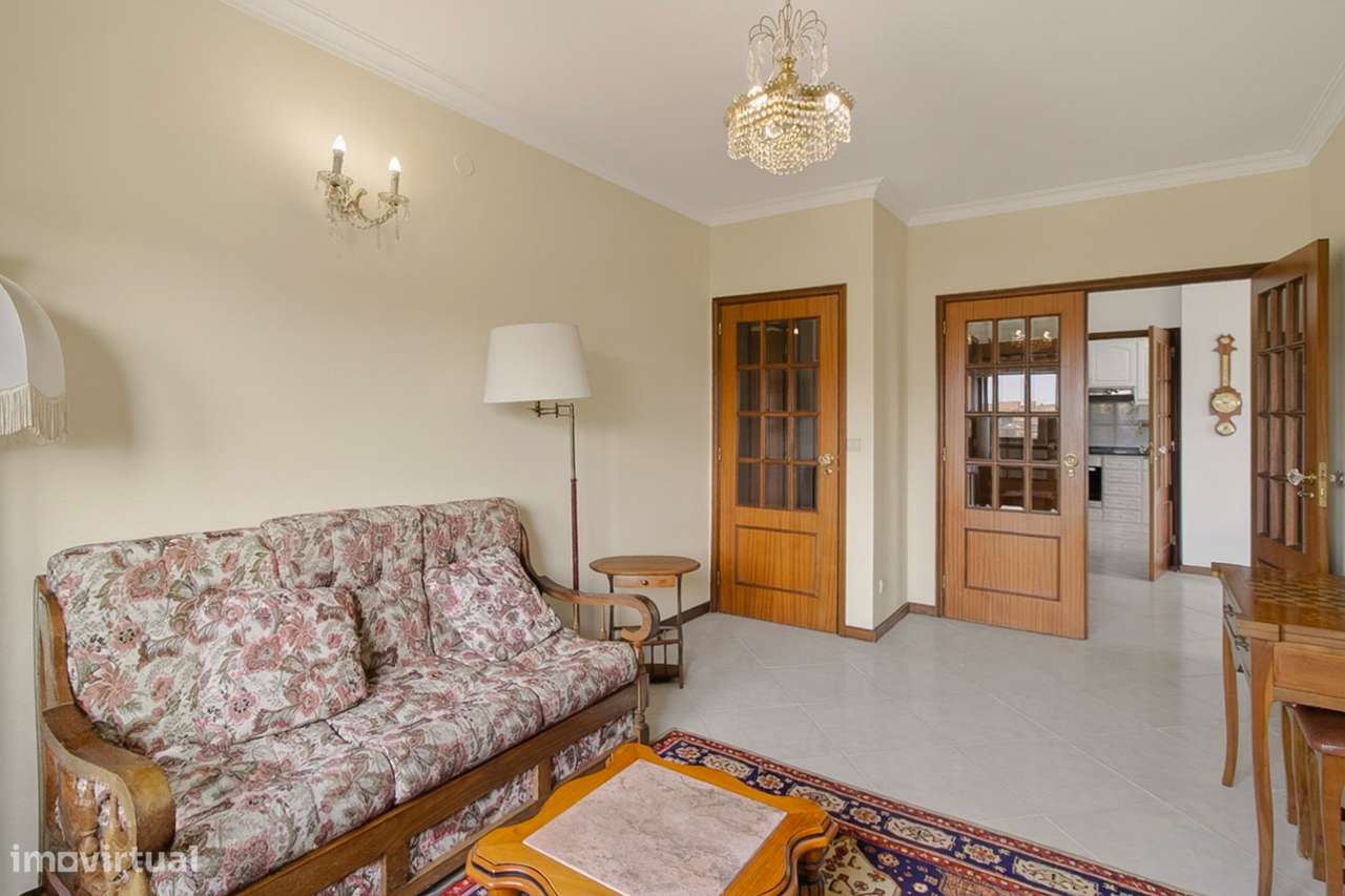 T4 com garagem fechada (38 m²) em Rio Tinto – Excelente oportunidade-24