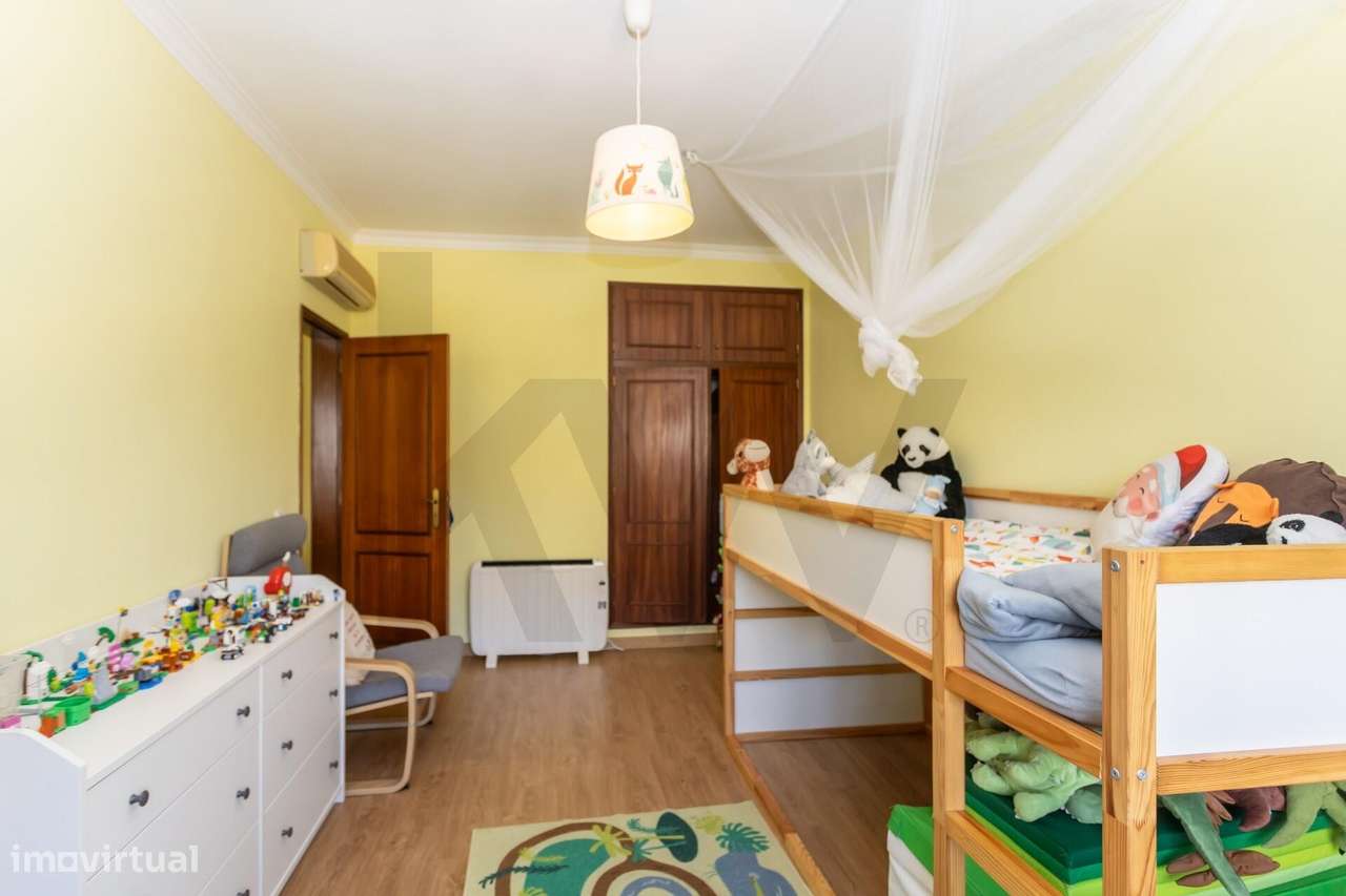 Moradia T4 na Moita – Zona do Palheirão | Excelente Exposição Solar-41