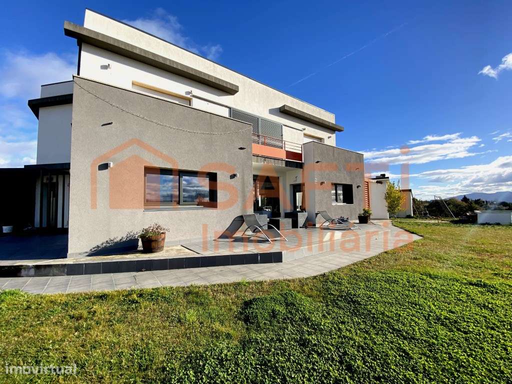 Moradia Unifamiliar T3 em Valpaços - Grande imagem: 3/43