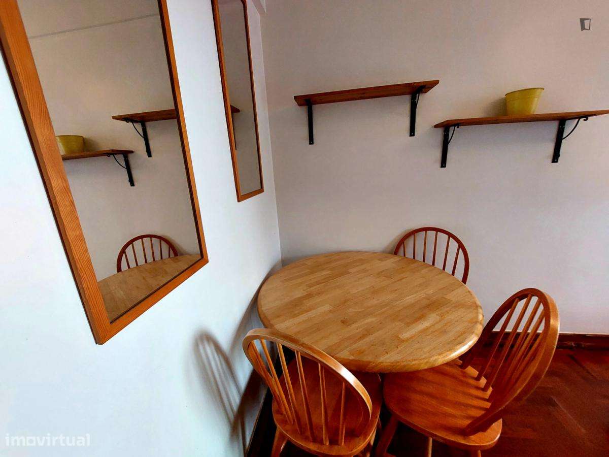 Quarto - localizado em Picoas Lisbon - Grande imagem: 2/20