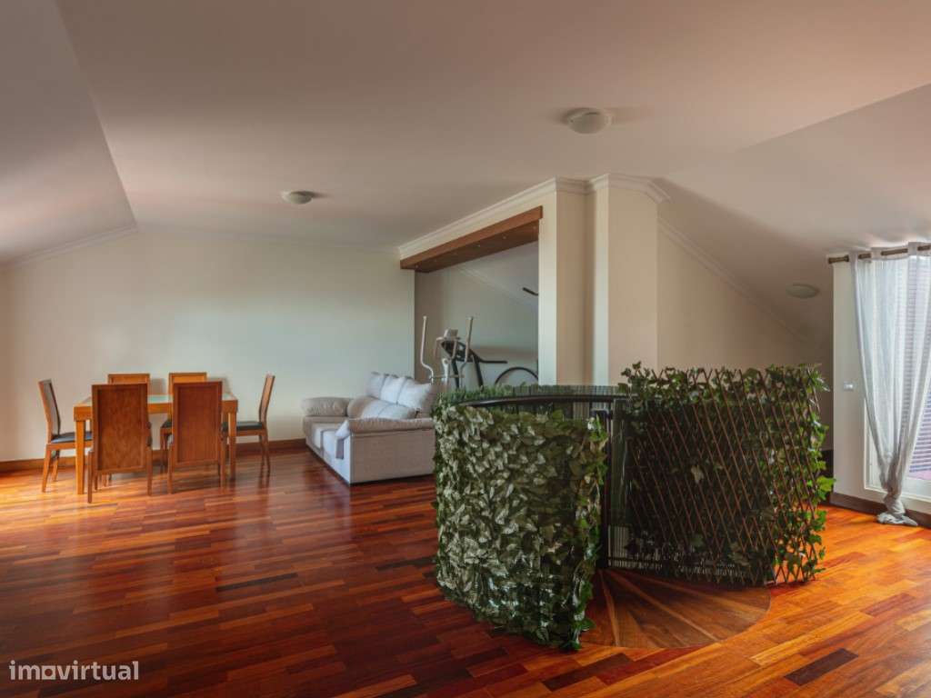 Duplex T4 no último andar, Praia Formosa-3