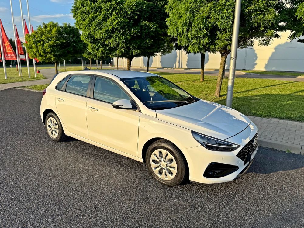 Hyundai i30 III 1.5 DPI Pure 2024