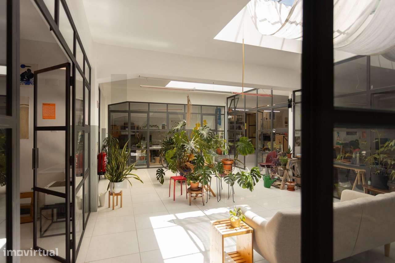 Espaço comercial 269 m2 - Com vários salas independentes - Remodelado-2