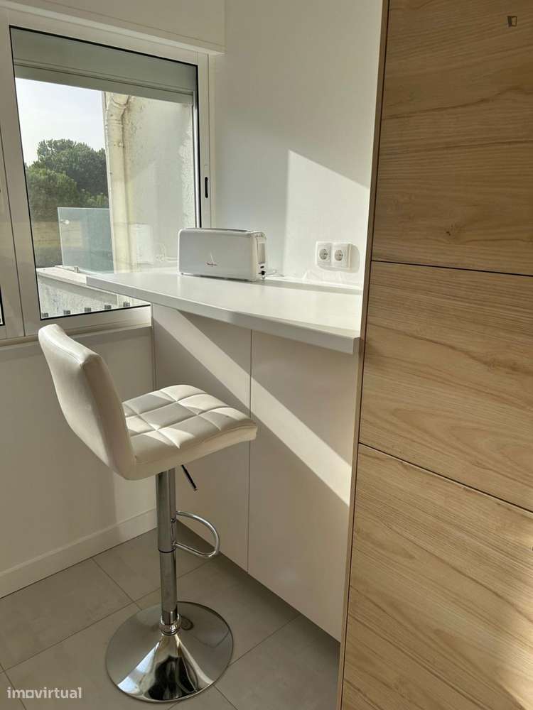 Quarto - localizado em Paço de Arcos Lisbon - Grande imagem: 5/9