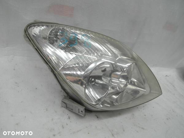 TOYOTA COROLLA VERSO 01-03 LAMPA PRZEDNIA PRAWA - 2