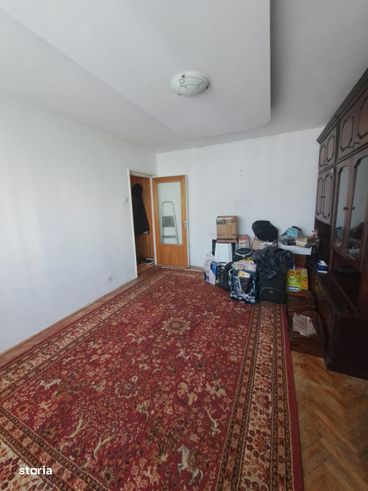 Vanzare - Apartament cu 3 camere, etaj 4, suprafata de 53,25 mp-1