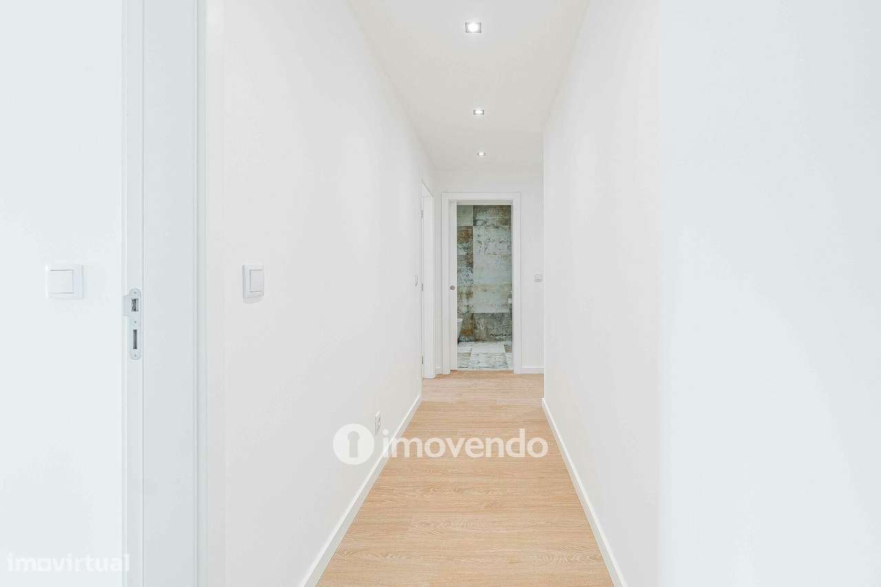 Apartamento T3 Duplex novo, com terraço e garagem, em Loures-33