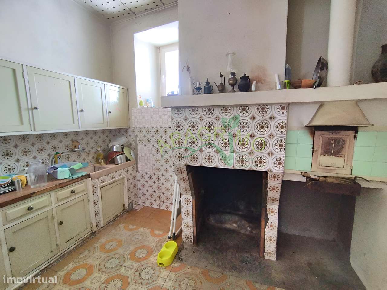 Moradia rústica no Souto, Penedono-14