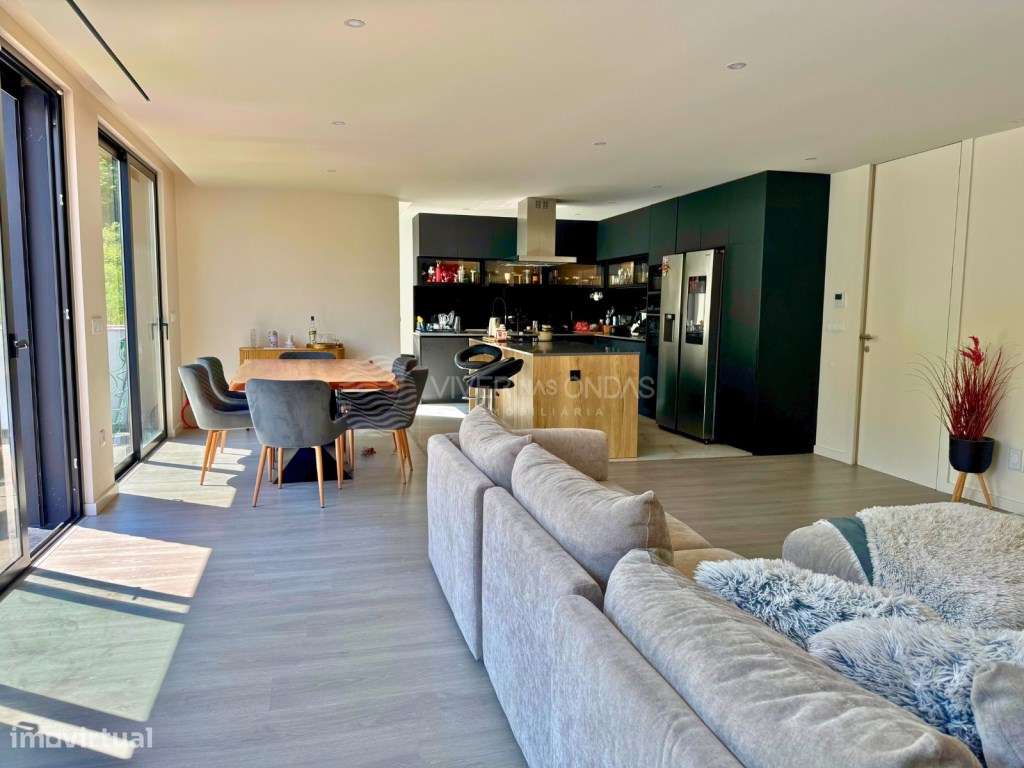 Viva com Estilo e Privacidade Moradia T4+1 Isolada com Piscina Aque... - Grande imagem: 4/39