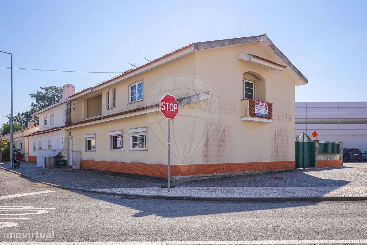 Moradia T4 para venda - Grande imagem: 2/43