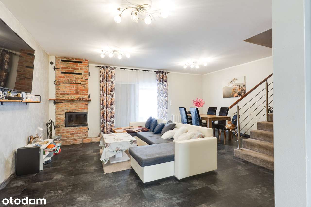 Dąbrowa ul. Graniczna. Kominek. Basen. Pomieszczenie gospodarcze - Pełny obrazek: 1/15