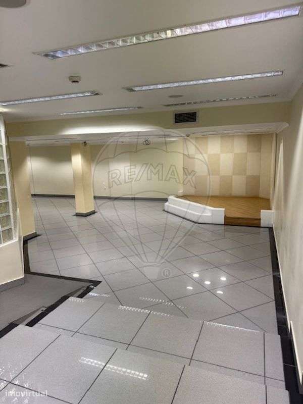 Loja  para arrendamento - Grande imagem: 5/12