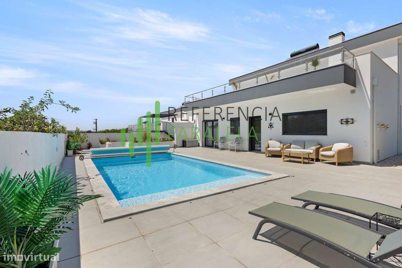 Moradia T4 de Quatro Frentes com Piscina | Vermelha, Cadaval – Dist...-38