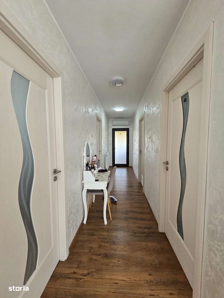 Casa cu utilitati finisata si mobilata la pret de apartament-5