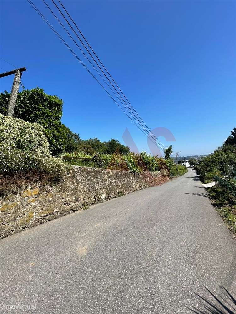 Terreno com 14.908m2 em Macieira da Lixa, Felgueiras - Grande imagem: 2/13