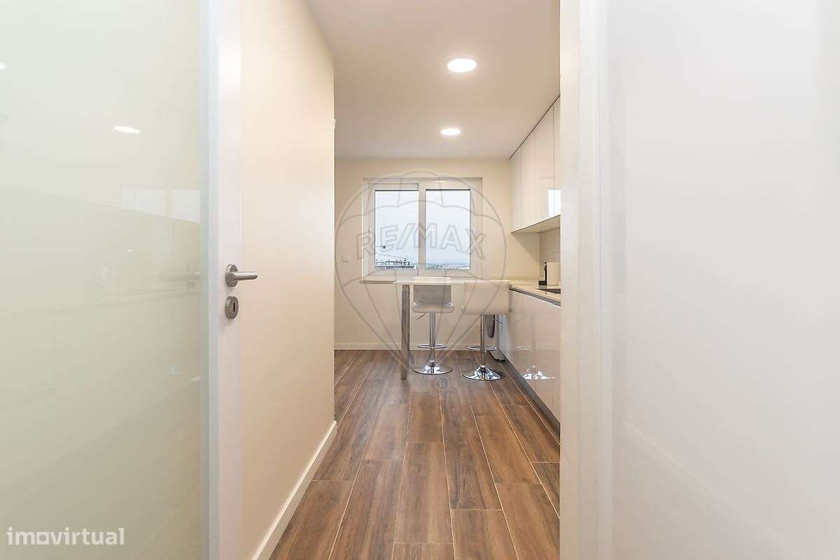 Apartamento T3 no Montijo, com parqueamento e arrecadação-36