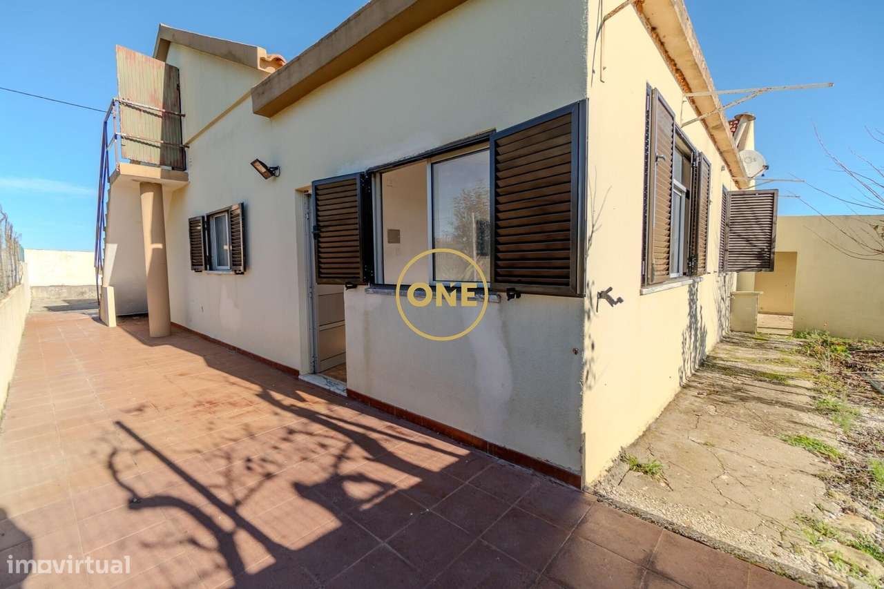 Moradia Térrea T2+1 com Terreno de 3,88 ha – Cruz do Vento, Carnota (A-19