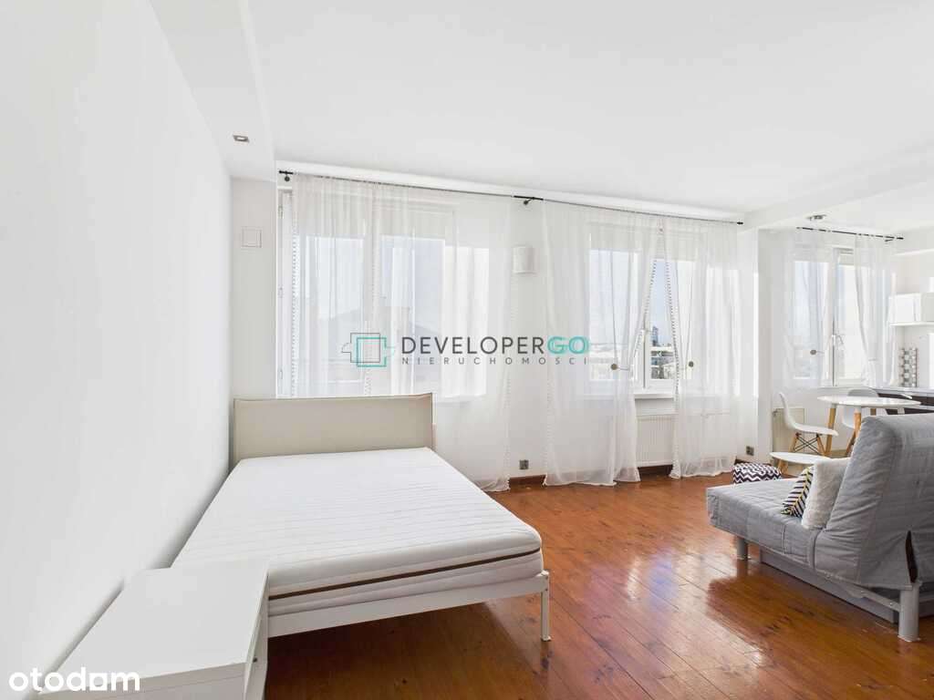 Słoneczna kawalerka z parkingiem za bramą - Pełny obrazek: 5/15