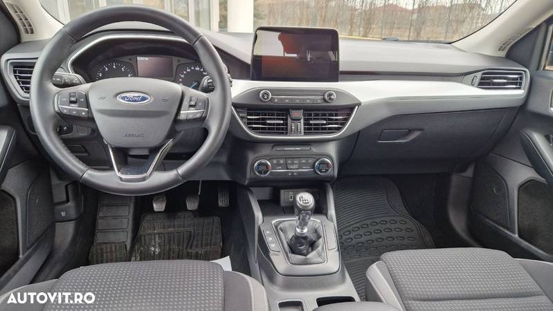 Ford Focus 1.0 EcoBoost Trend Edition - 13