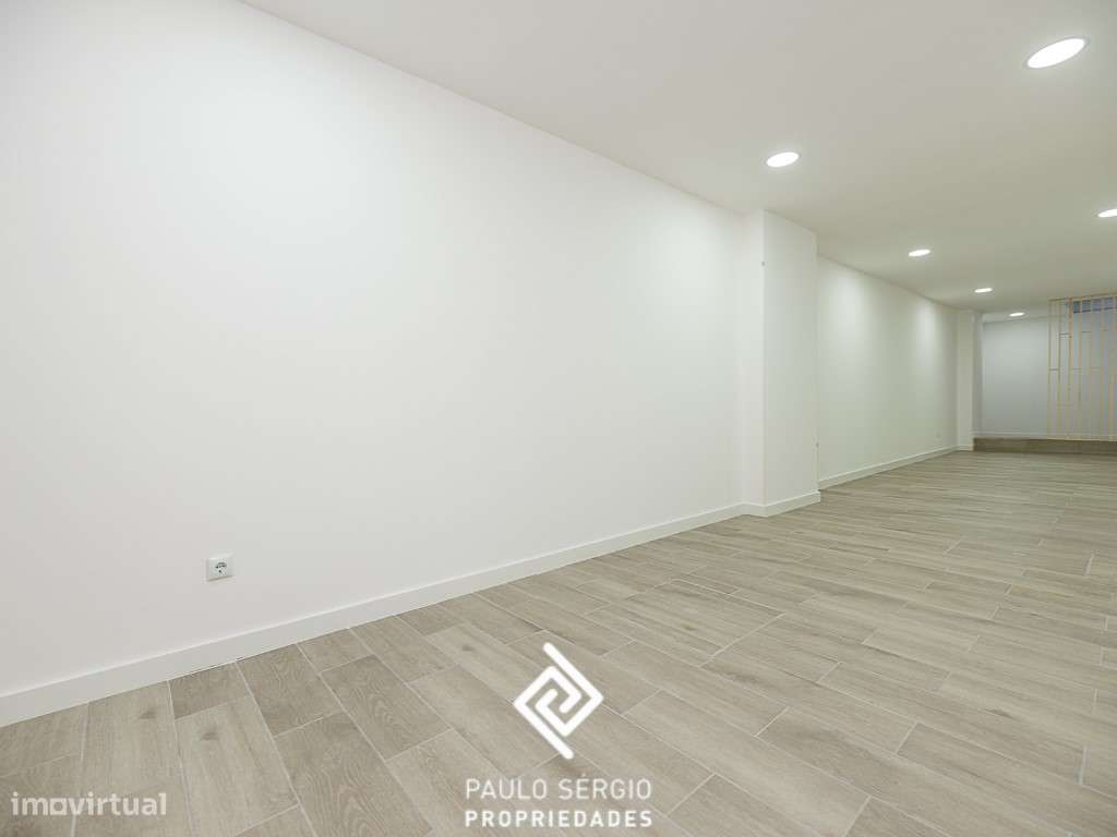 Loja na Rua de Cedofeita, Porto - Grande imagem: 4/11