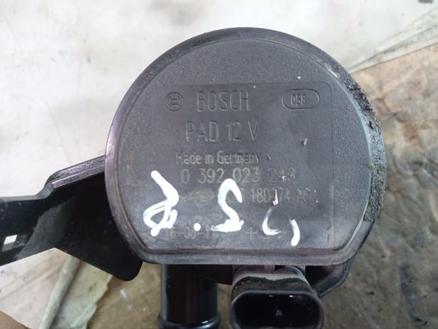 alt