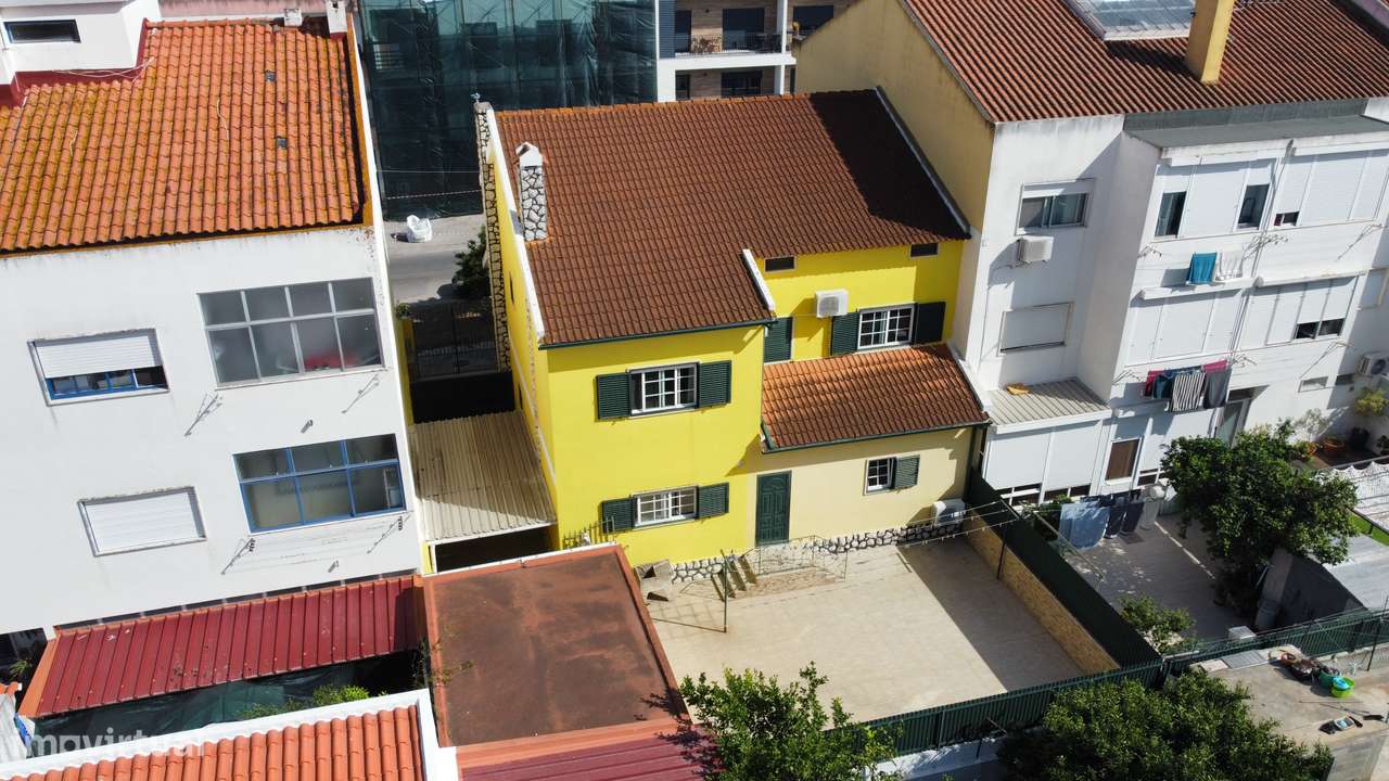 Moradia Geminada com 5 quartos - Pinhal Novo-28