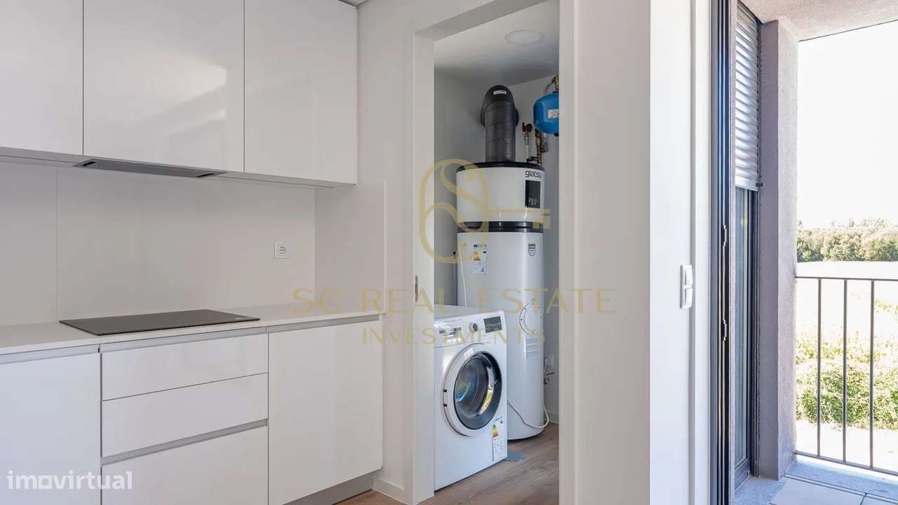 T2 Novo a estrear, 2 Suites, Varanda a Poente em São Mamede Infesta-8