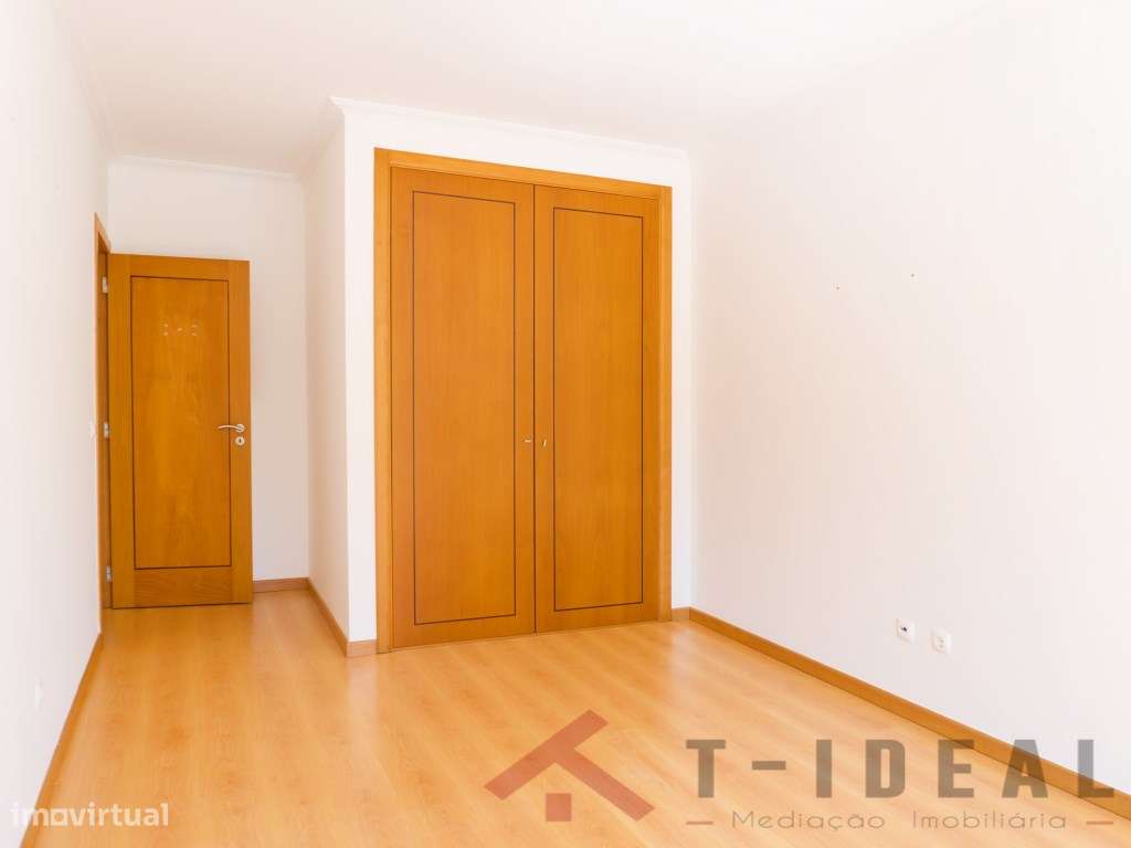 Apartamento T2 com Terraço-22