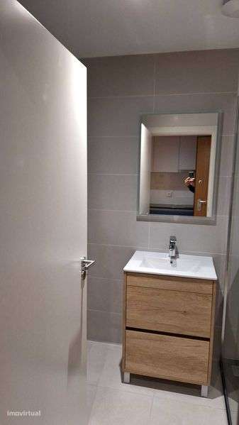 T0 pronto a habitar Universidade Aveiro - Grande imagem: 5/5