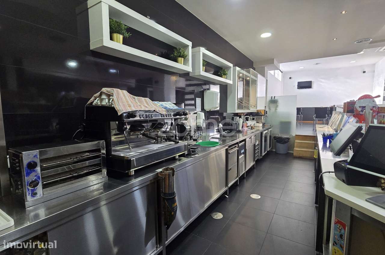 Pastelaria com Produção Própria | Vila Nova de Gaia-11