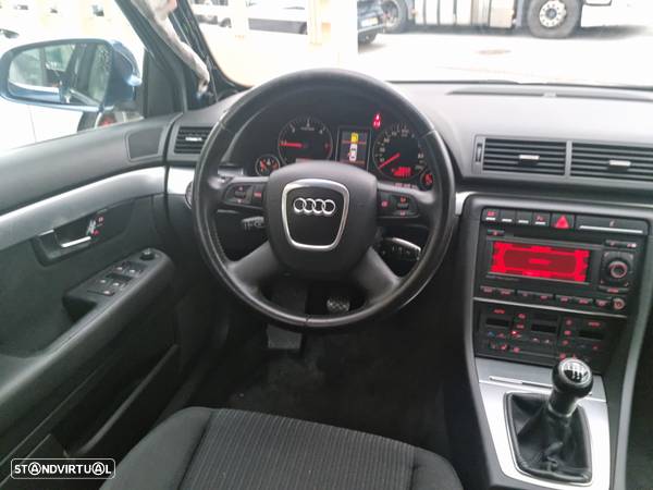 Audi A4 2.0 TDI Advance - 17