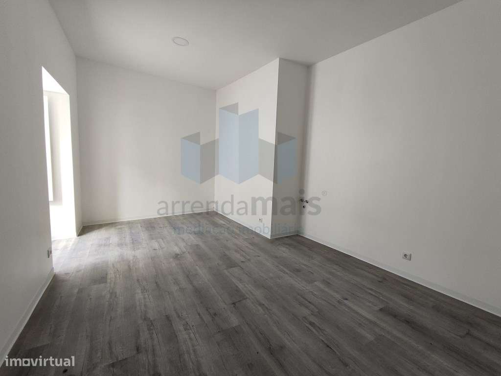 Vende-se edificio para Residencial Sénior/Lar ja com alvará - Grande imagem: 5/29