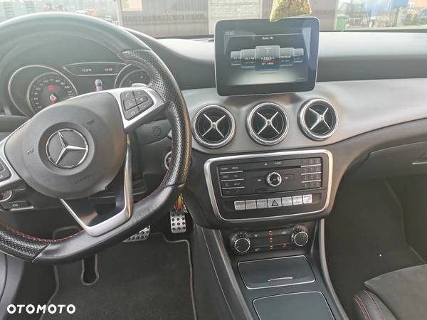 Mercedes-Benz CLA 200 (CDI) d 4-Matic AMG Line - 10