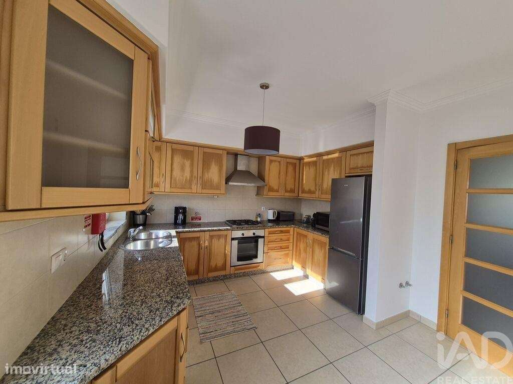 Moradia geminada T3 em Atouguia da Baleia de 131,5 m2 - Grande imagem: 4/15