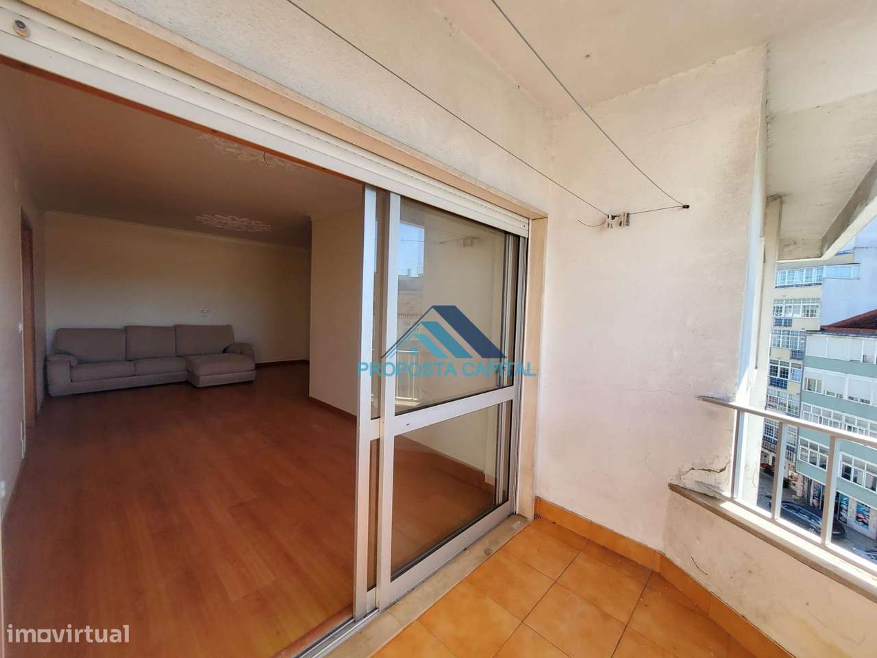 OPORTUNIDADE APARTAMENTO T2 | PENDÃO-QUELUZ-9