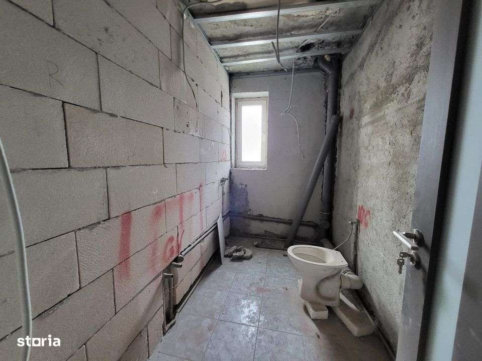 Vanzare apartament 2 camere, situat in Rovinari, strada Florilor - Imagine principală: 5/7