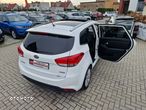 Kia Carens - 35