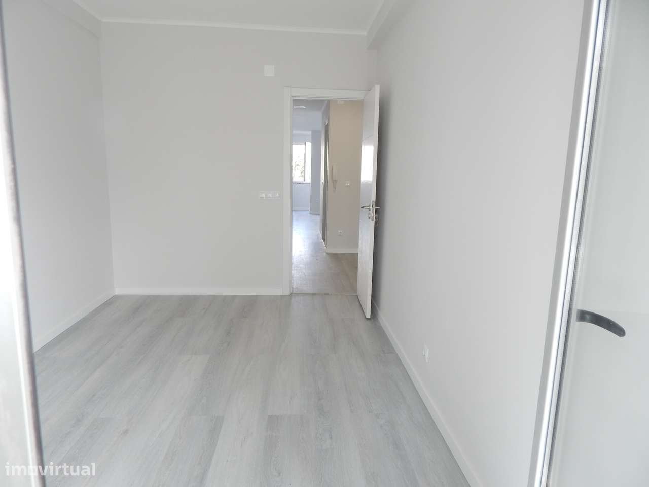 T2 Renovado na Figueirinha- Oeiras-6