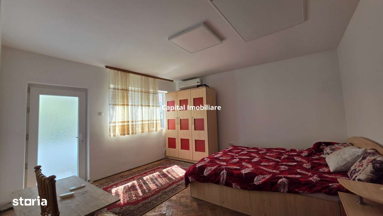 Casă S+P, curte 267mp, Panouri fotovoltaice 5 kW - Imagine principală: 2/7