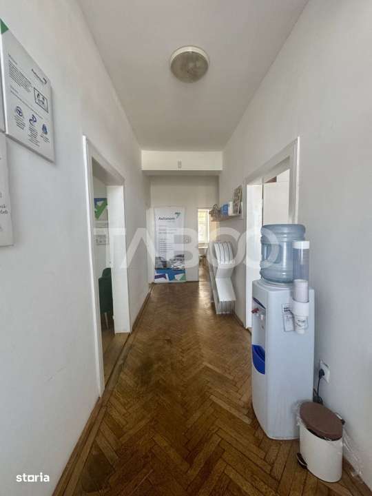 Casa de inchiriat pentru spatiu birouri 5 incaperi Vasile Milea Sibiu - Imagine principală: 3/4