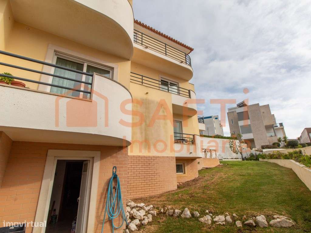 Moradia geminada no centro da Ericeira - Grande imagem: 2/38