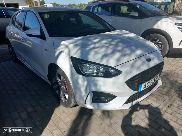 Ford Focus 1.0 EcoBoost ST-Line - 2