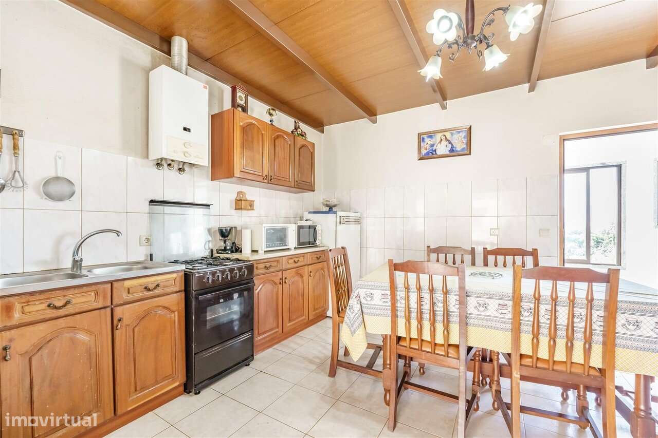 Moradia Isolada T4 / Fundão, Pêro Viseu - Grande imagem: 2/20