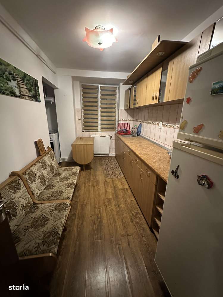 Apartament 3 camere et 2, decomandat- Zona Bucovina-9