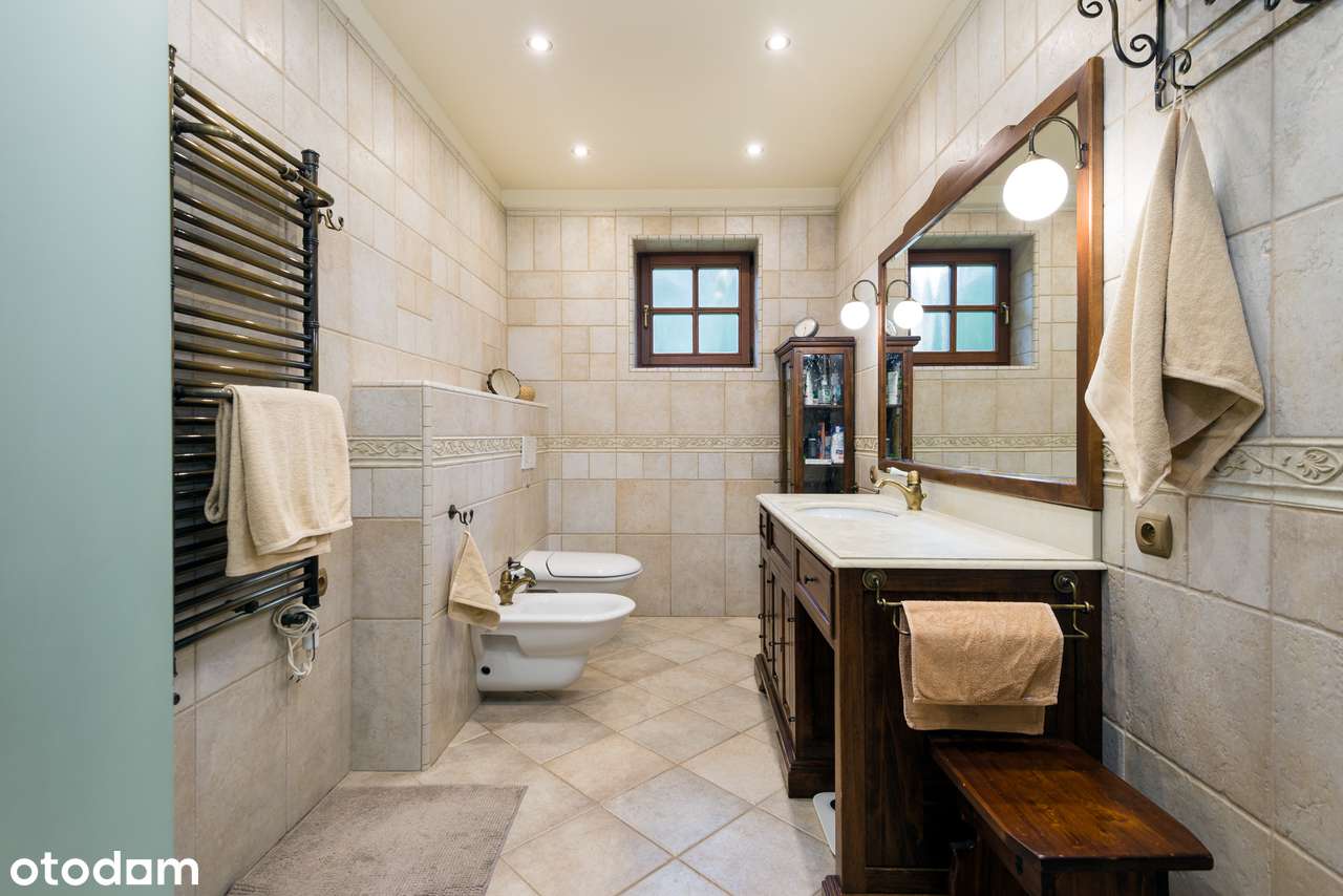 Wspaniały dom w rewelacyjnej lokalizacji-13