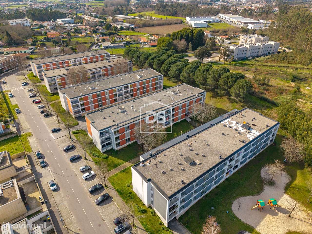 Apartamento T2 Venda em Nogueira e Silva Escura,Maia-16